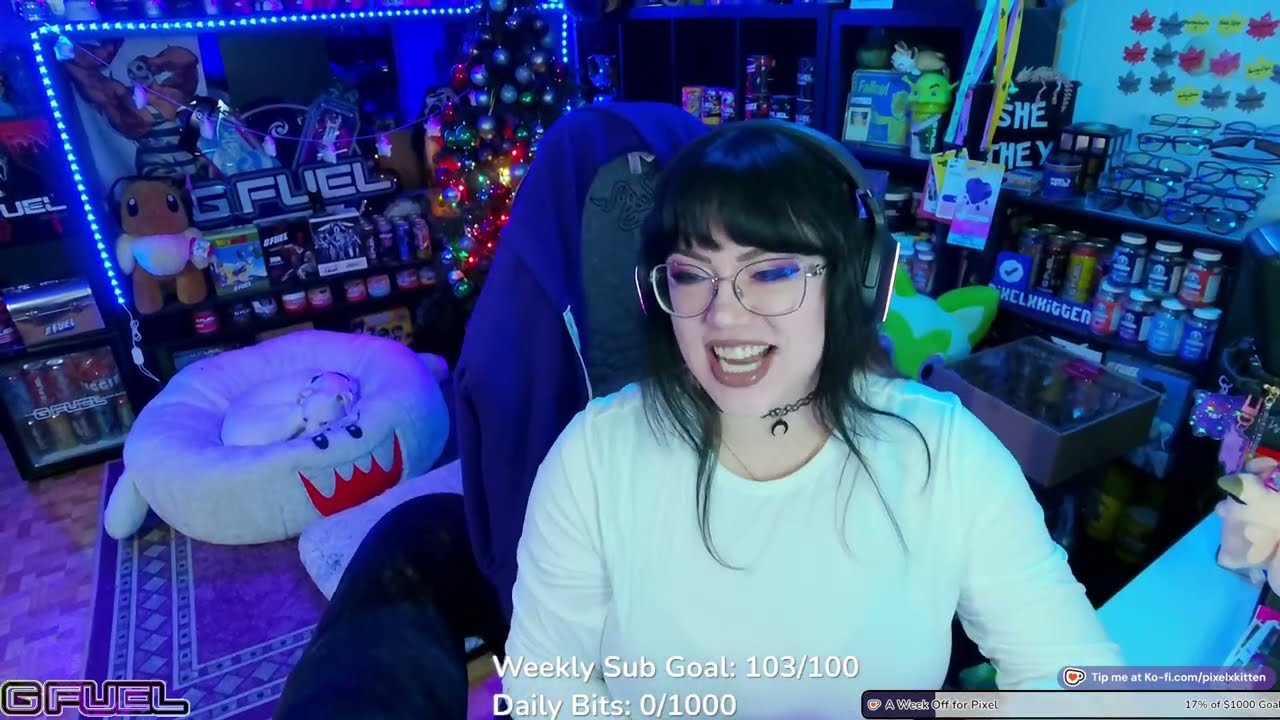 Sea of Thieves, Arc Raiders and Outlast Trials | PixelxKitten Twitch Livestream