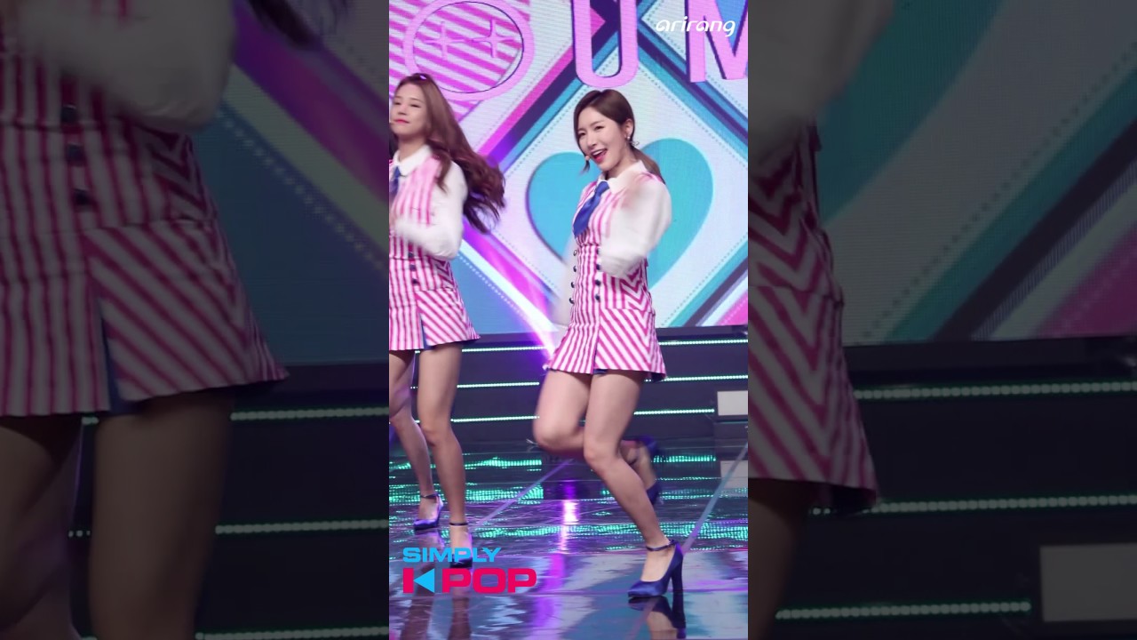 [Fancam/직캠] Soyeon(소연) _ LABOUM(라붐) _ Hwi Hwi(휘휘) _ Simply K-Pop _ 051217