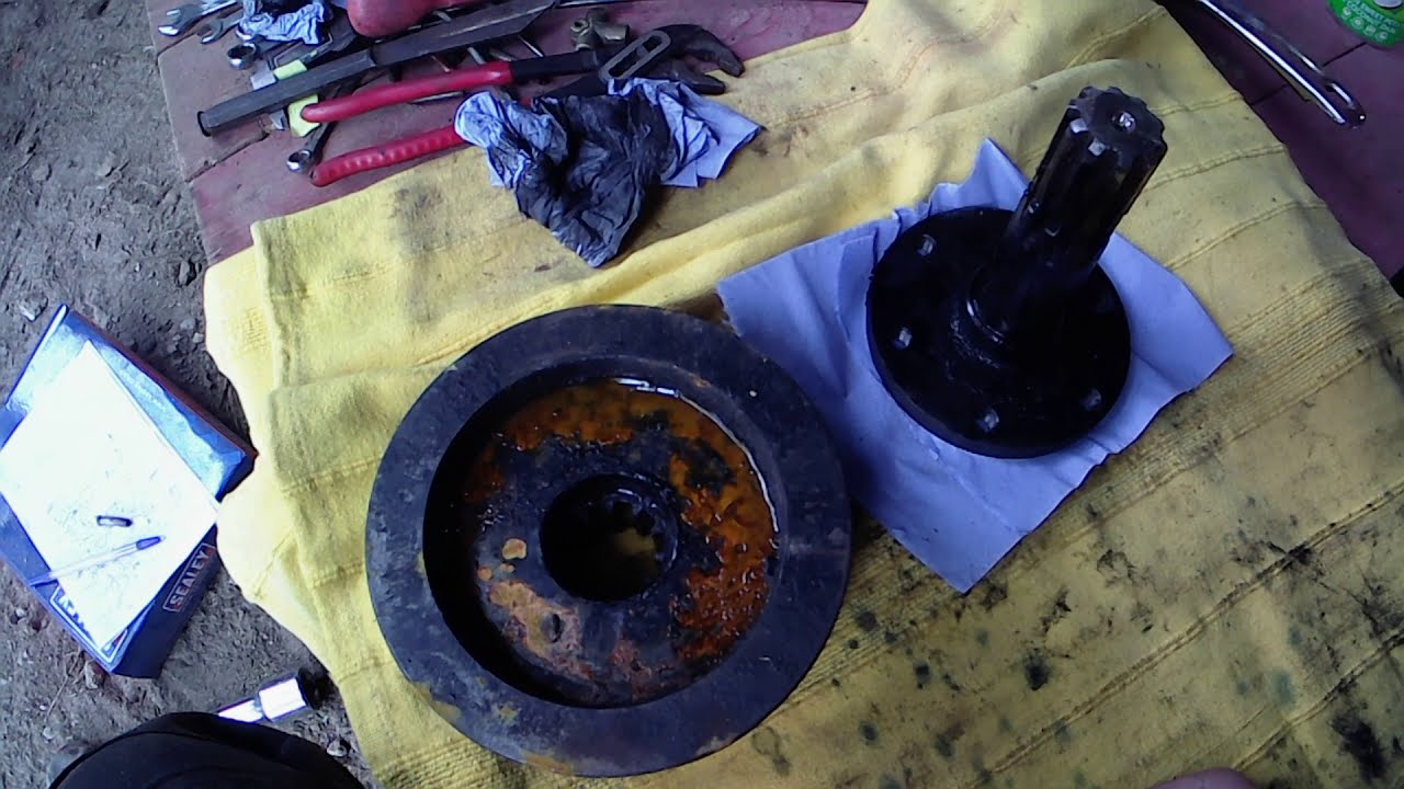 MF1200 part 11 imput shaft and pulley