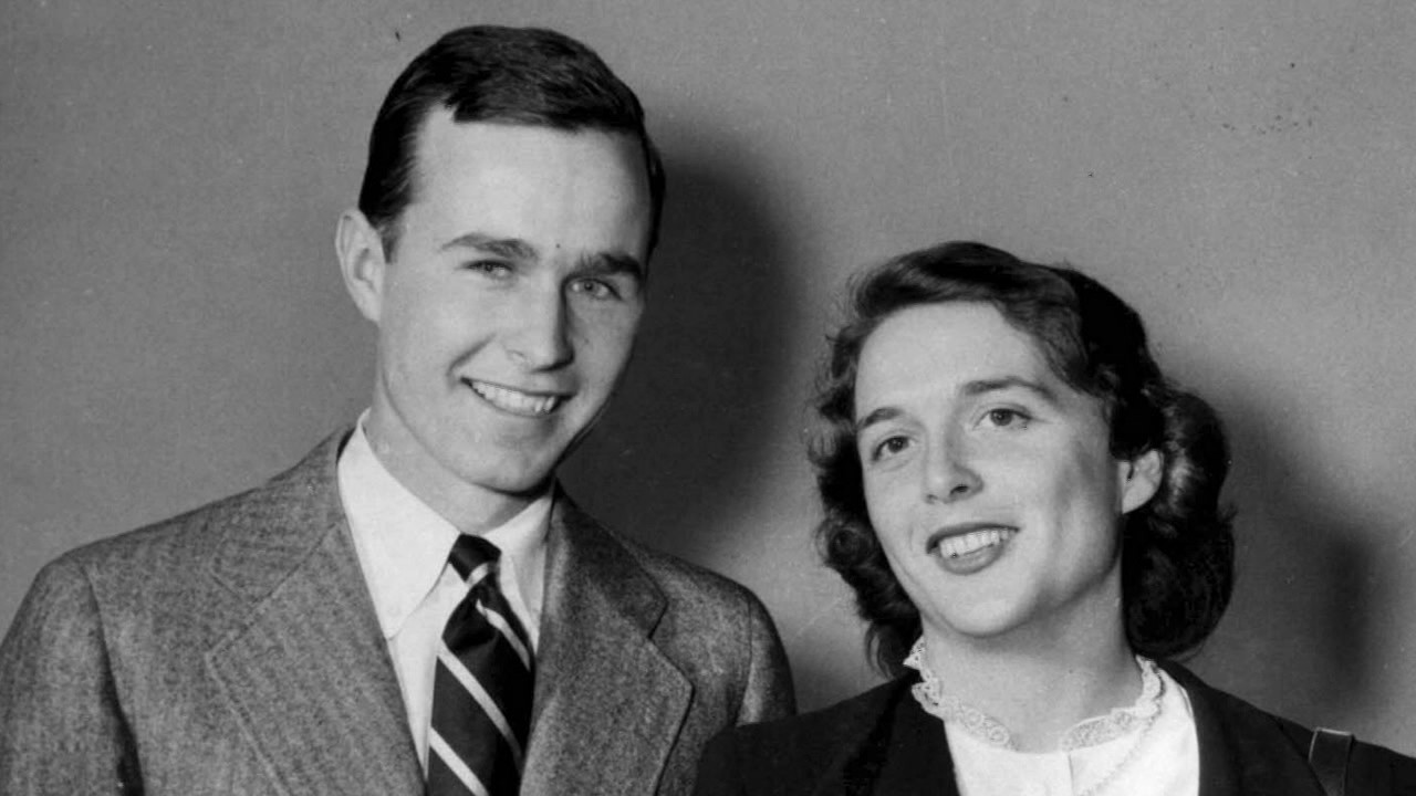George and Barbara Bush: A love story