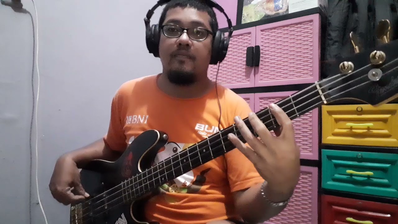 The Rolling Stones - Honky Tonk Women (bass cover)