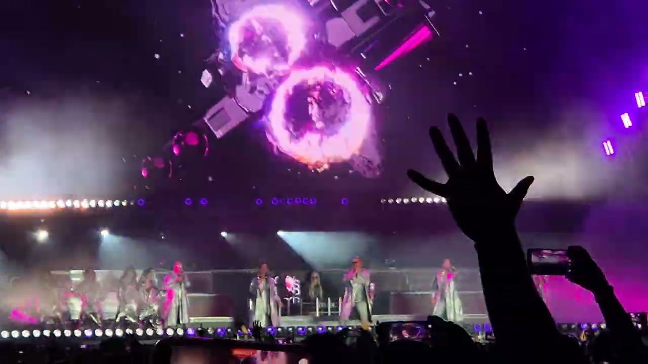 90s pop tour el antro (Arena Potosi) - Vuela vuela (Magneto)