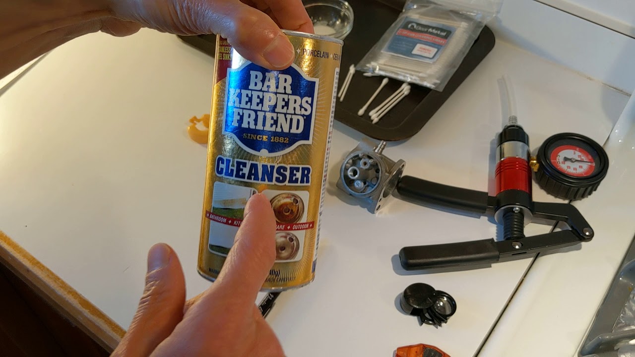 Walbro LMK carburetor leaking, cleaning needle seat