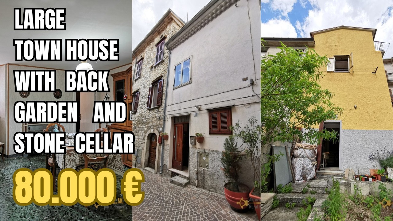 Large town house with back garden and stone cellars. Agnone