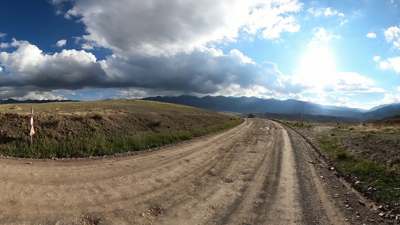 Kalmak Ashuu pass, Kyrgyzstan