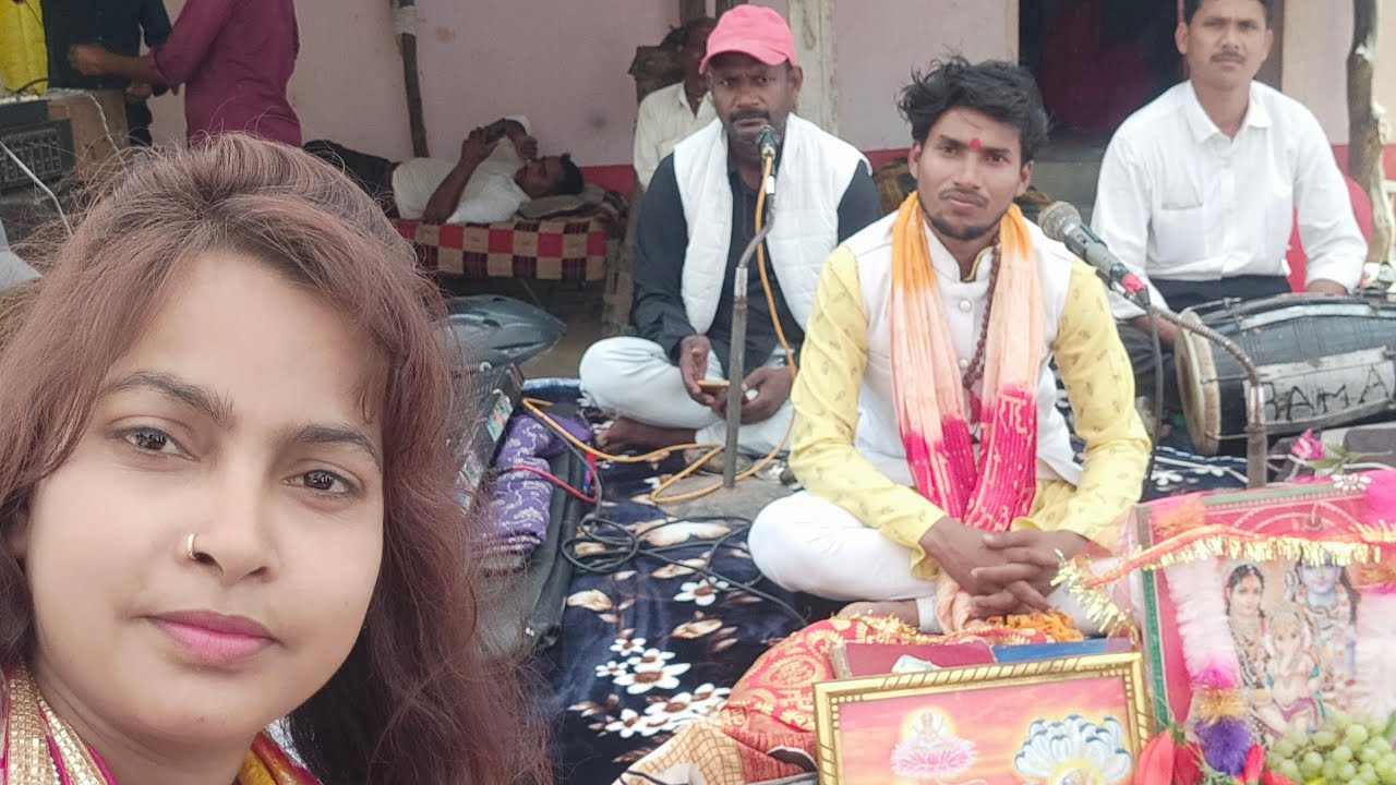 लाइव शो प्रोग्राम में स्वागत है आप सभी का सिंगर #खुशबू_अमर गोरखपुरी Khushbu Bhojpuriya is live!