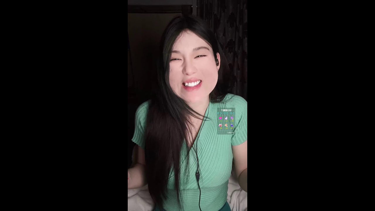 Your personal cheerleader is here... and she's pretty! LIVE!
