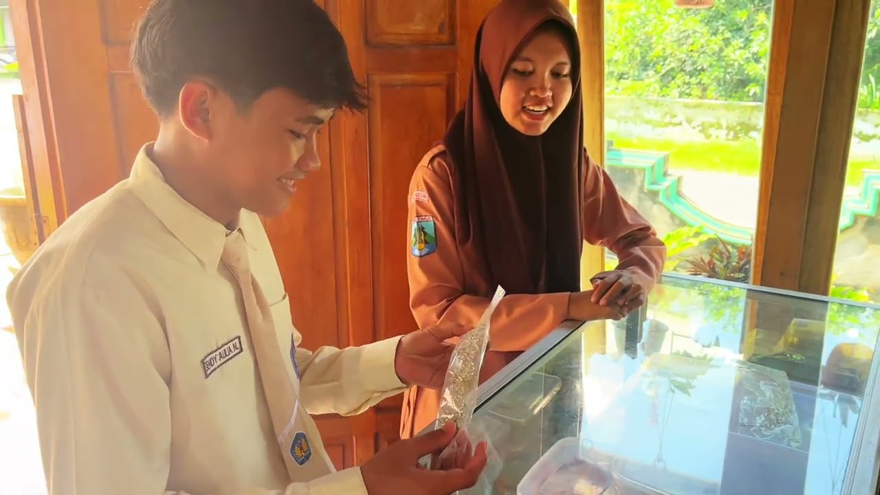 TUGAS DRAMA KOKURIKULER PASAR MONOPOLISTIK, NEGOSIASI, INTERAKSI, HARGA DISKON KELAS X-P11 “l