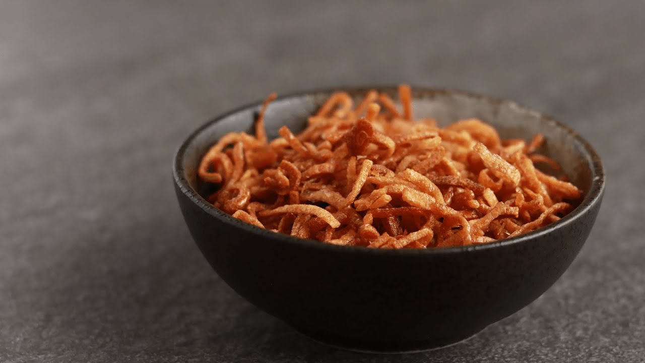 Crispy Shallots (Why is No One Salting Them Ahead?)