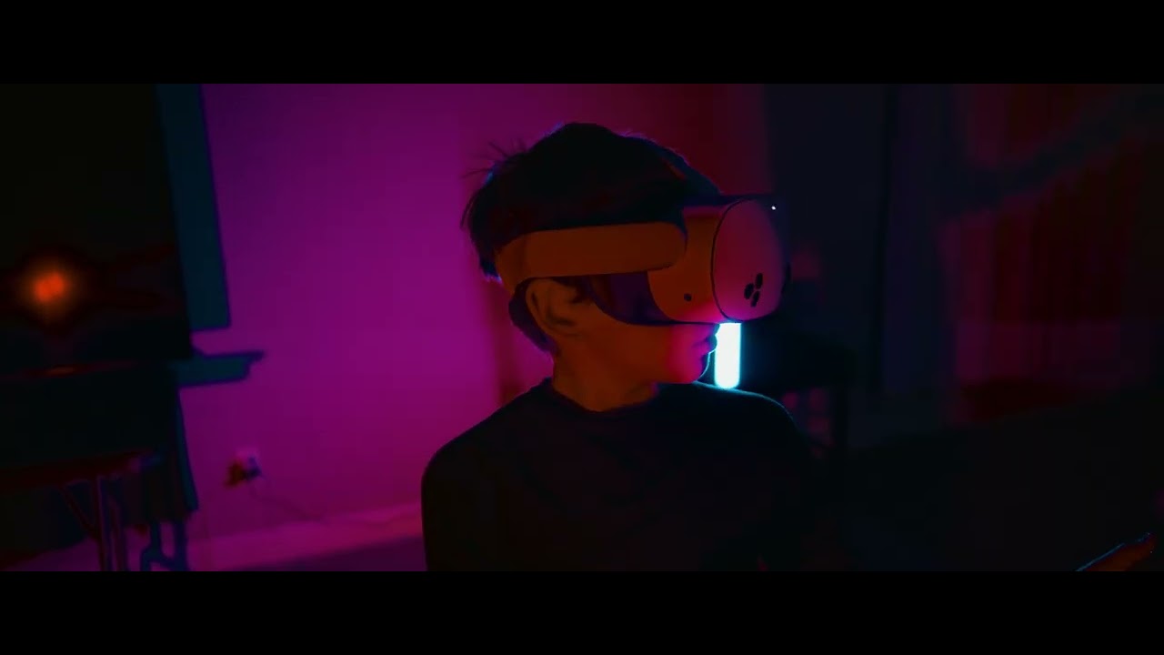 Sirui 20mm Anamorphic on Sony A1 II — REAL Low Light Basement Test (VR Gameplay)