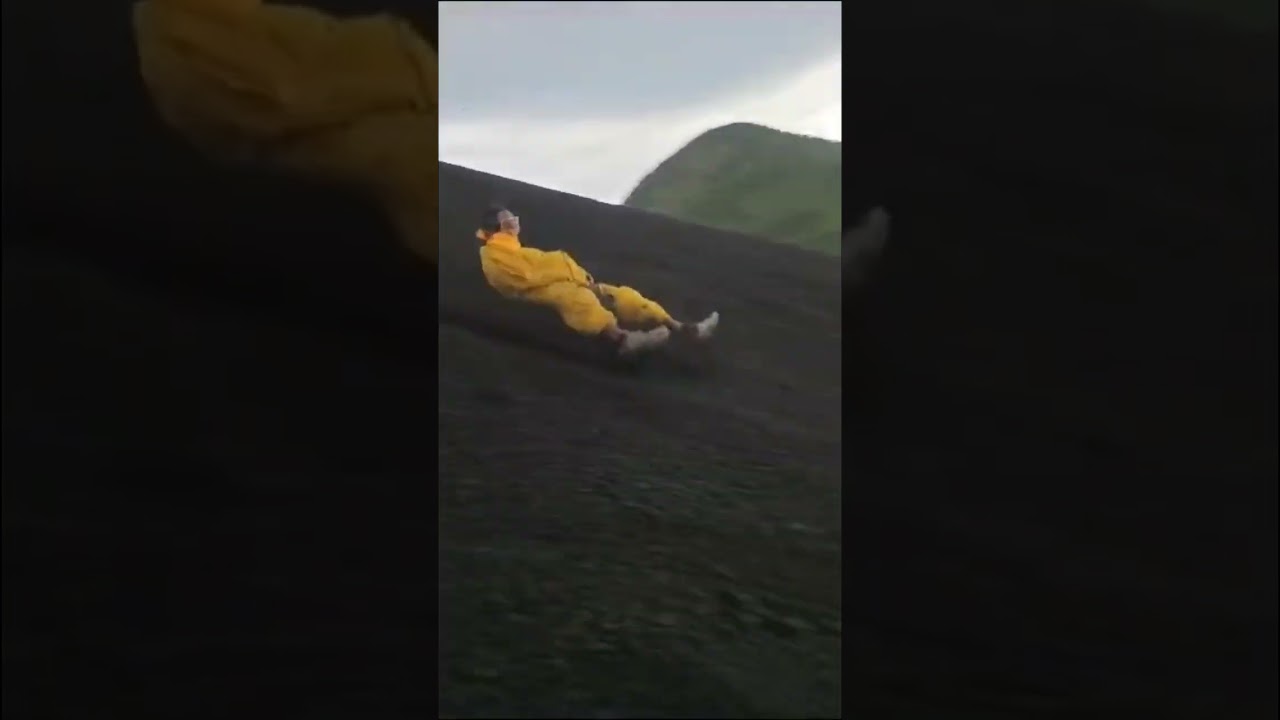 Volcano boarding @ cerro negro in Nicaragua #guyanesevlogger