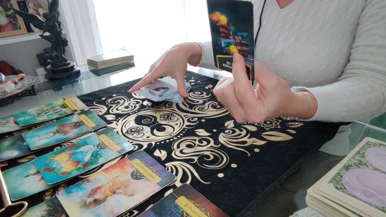 Cet homme se connecte à vous et veut revenir au contact 