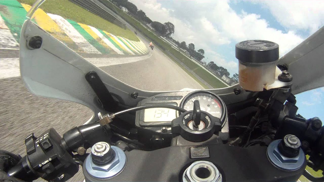CBR 954 ON BOARD TRACK DAY INTERLAGOS 05/2012