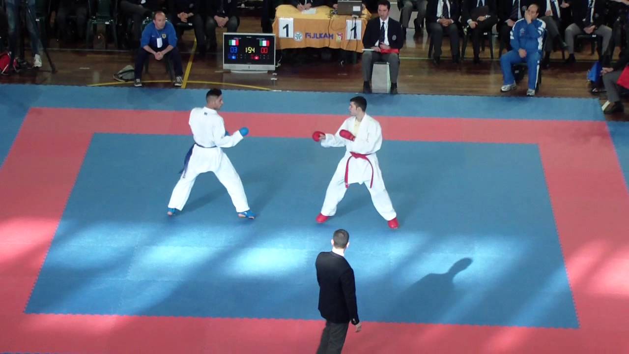 Antonio Vastola vs Luca Maresca FINALE -60 Kg CAMPIONATO ITALIANO ASSOLUTI KUMITE 2014