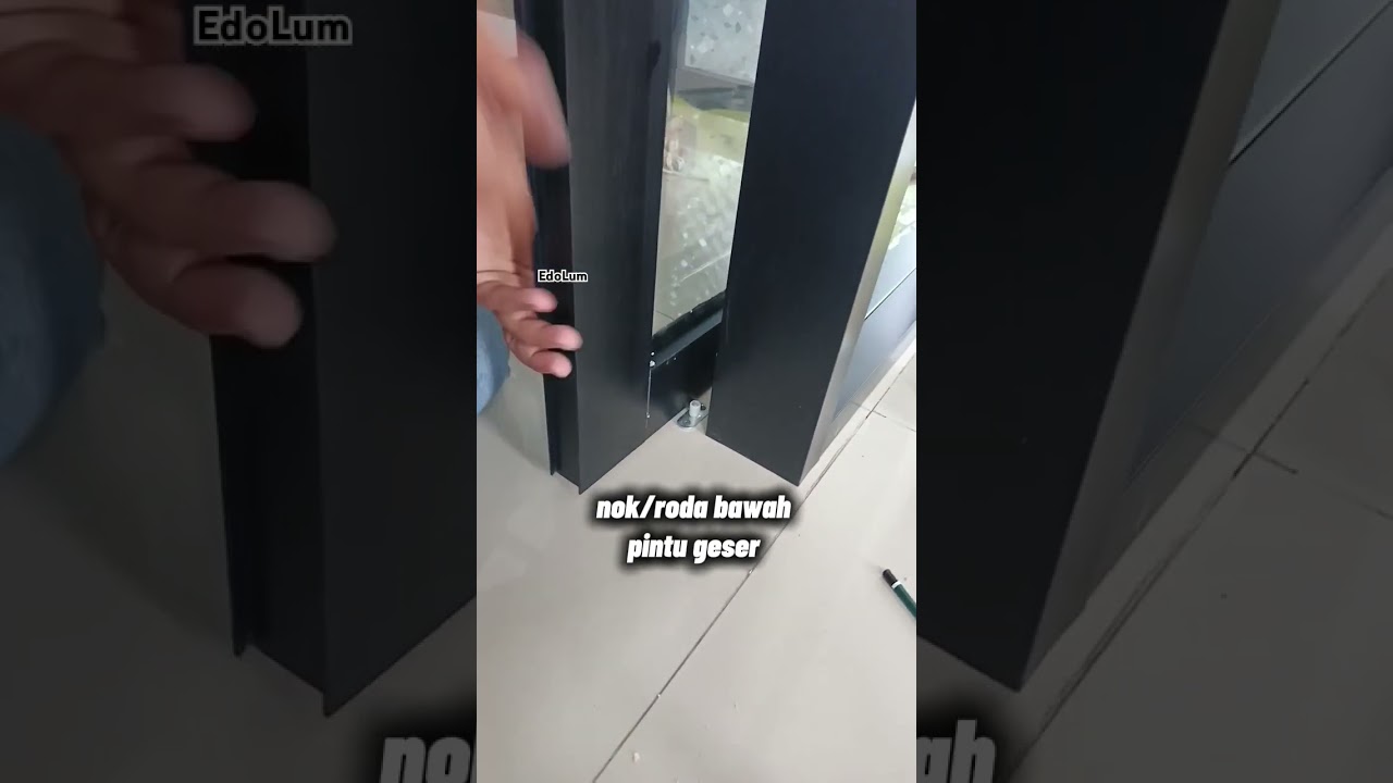 belajar memasang roda bawah pintu geser 😁 #pintualuminium #pintugeser #pintukaca #diy #tutorial