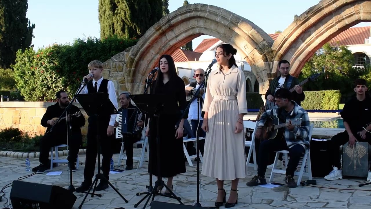 Μην μου ξαναφύγεις πια μάγκα μου  / Το καπηλείο / Μικροί Ρεμπέτες