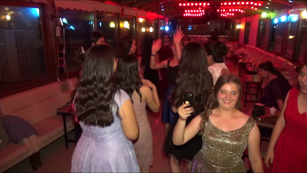 24 05 2018 Ülkü Orta Okulu 8 E Mezuniyet Töreni PART3