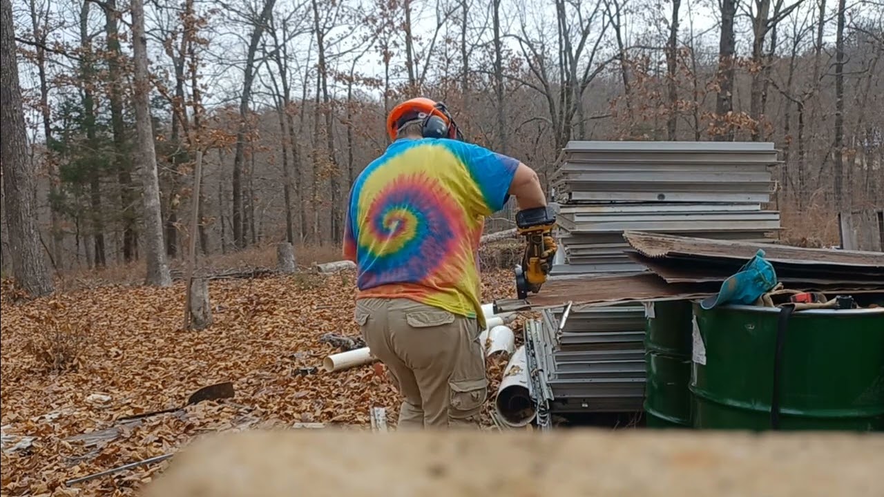 A 24 FOOT LEAN TO AT THE WORKSHOP PART 3
