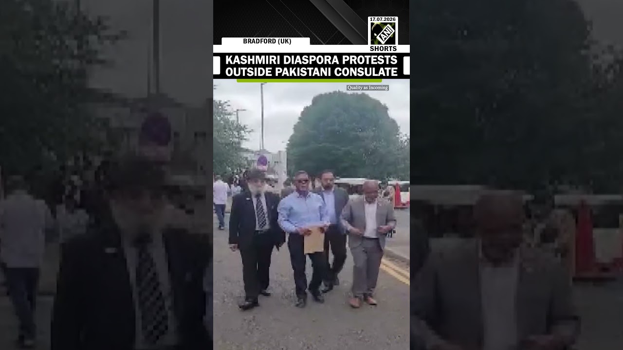 Kashmiri diaspora protests outside Pakistani consulate over PoK human rights