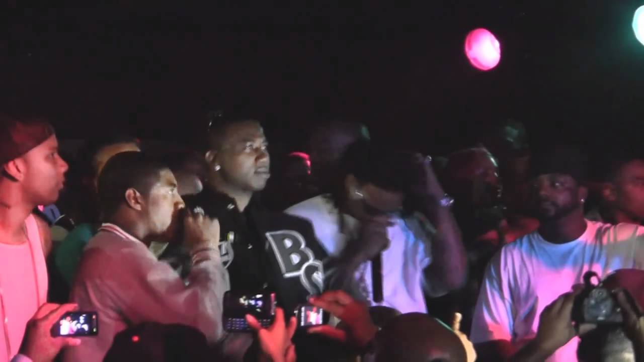 Gucci and Waka Live Performance 