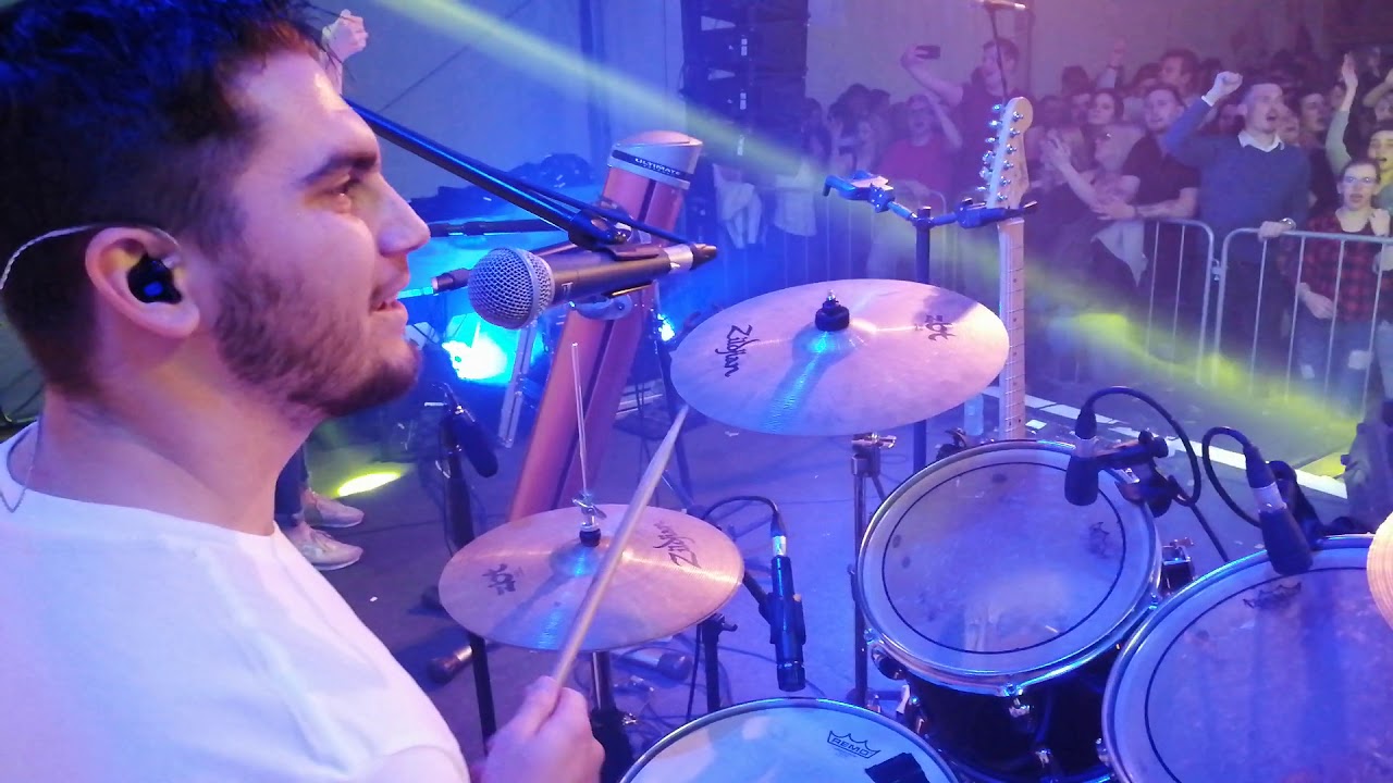 Zvita Feltna live @Komenda (Edina & Kraljica)