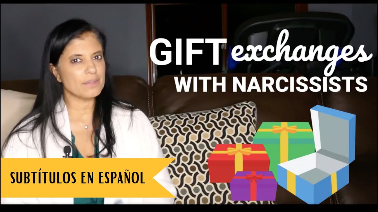 Navigating holiday gift exchanges with narcissists (subtítulos en español)