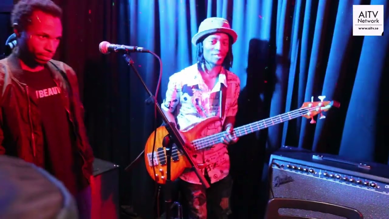 Ndedi Eyango 'Les problèmes' Live in Stockholm by Dekula Band.