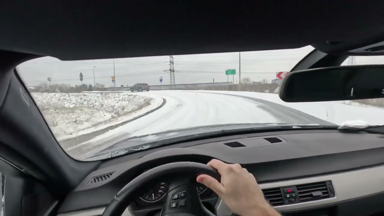 E90 330i Quaife LSD drift on snow