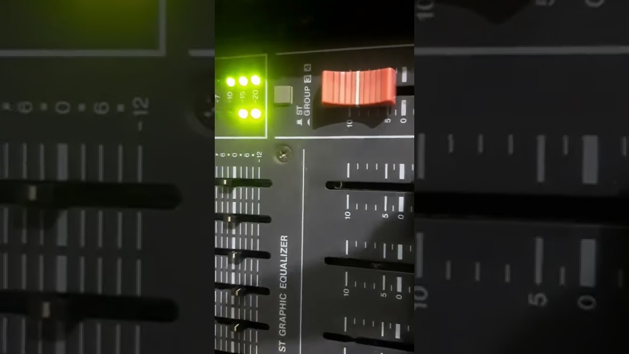 review funcionamiento consola Yamaha mx12/4.