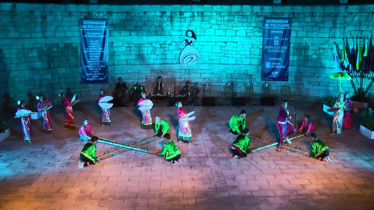 Philippine folk dance: Singkil