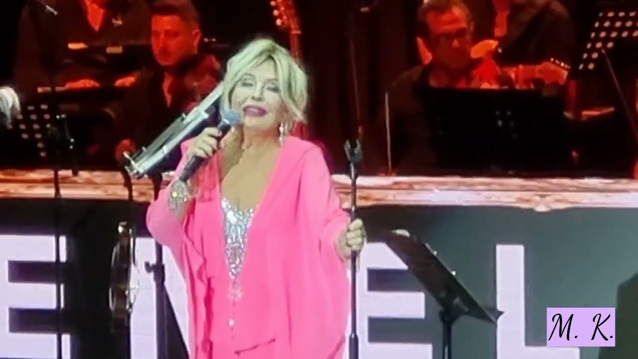 Emel Sayın-yalancı yarim (İzmir Kültürpark Konseri 27.09.2024)