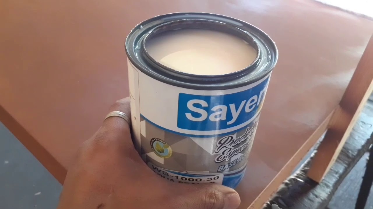 barnizado de puerta con sellador y laca base agua
