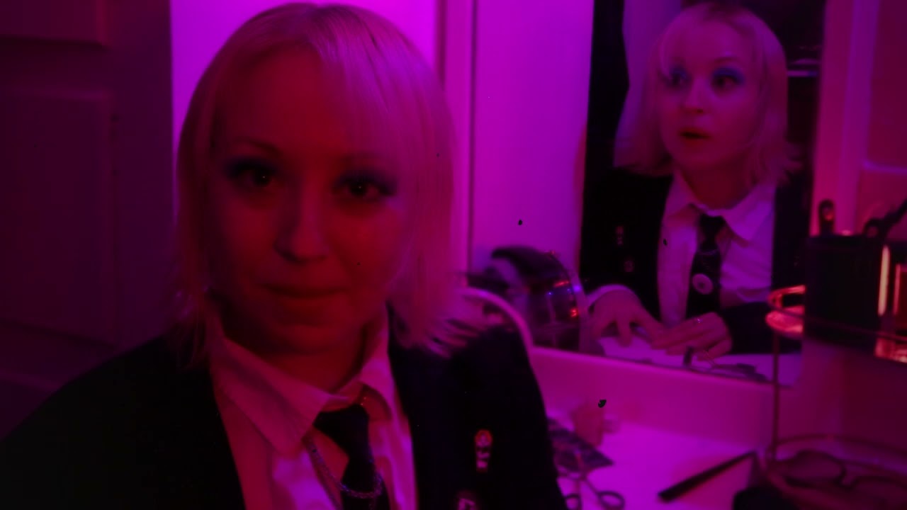 Teenage Wannabe (Official Music Video) - Kit Major