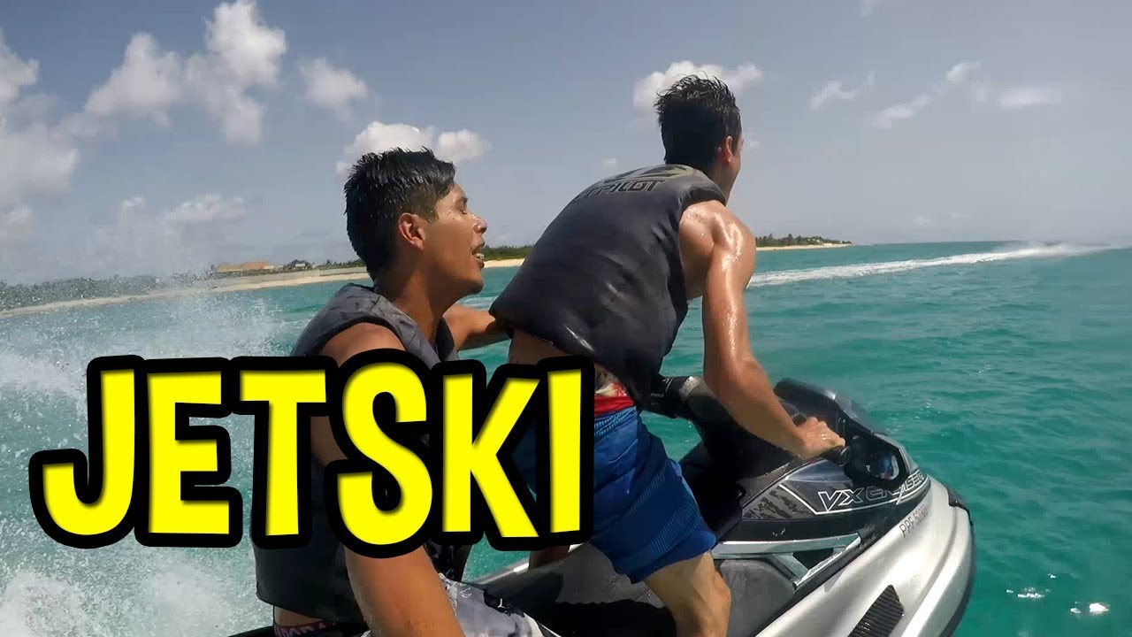 JETSKI AVEC CHRISTOPHE (IL TOMBE !)