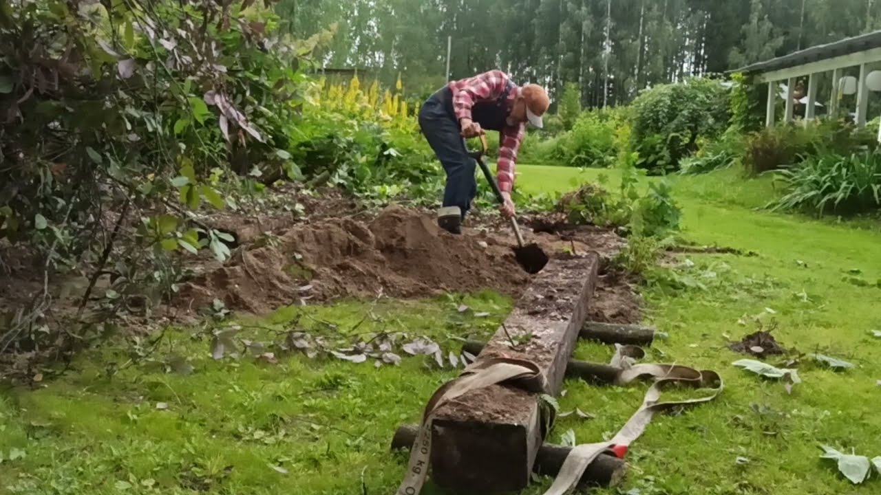 Leikkim&ouml;kin pohjan siivous. Istutussuunnitelmia.