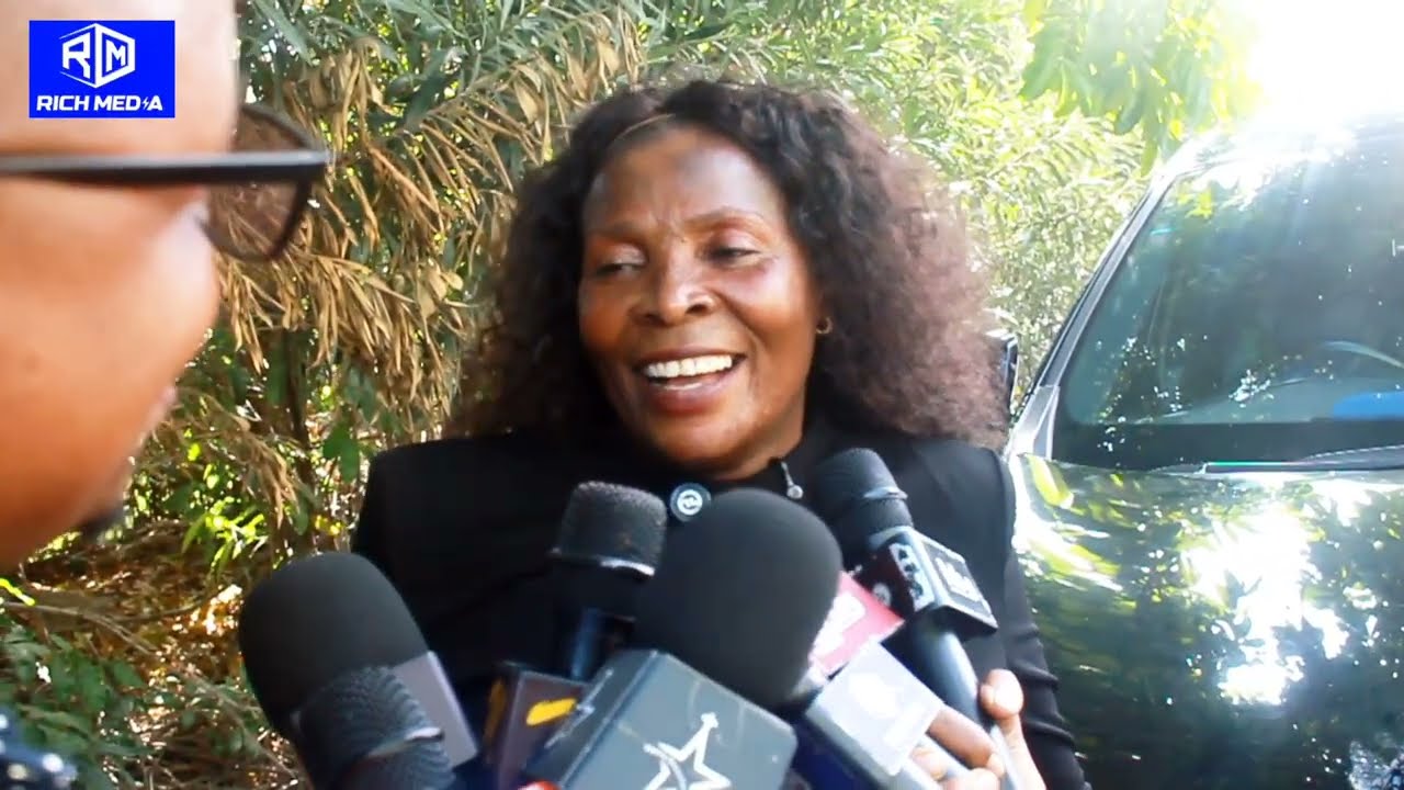 ROSE MUHANDO ATANGAZA HADHARANI KUOLEWA KENYA/ KASEMA ASKOFU ANANIPENDA MBELE YA KANISA KENYA.......
