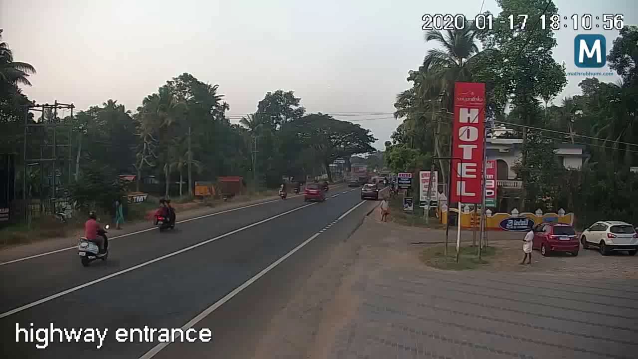Road accident in kerala | kerala road accidents | kerala road accident cctv | road accidents india |