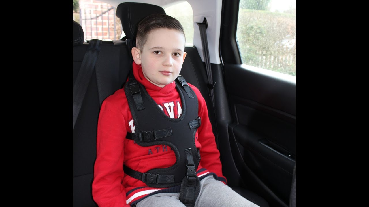 Car harness for special needs, installation on an individual seat.