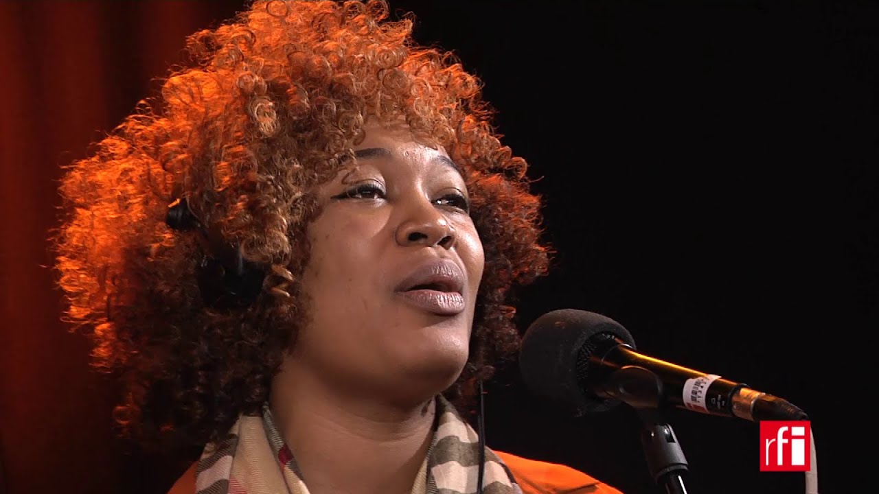 Exclusivité ! Josey chante 