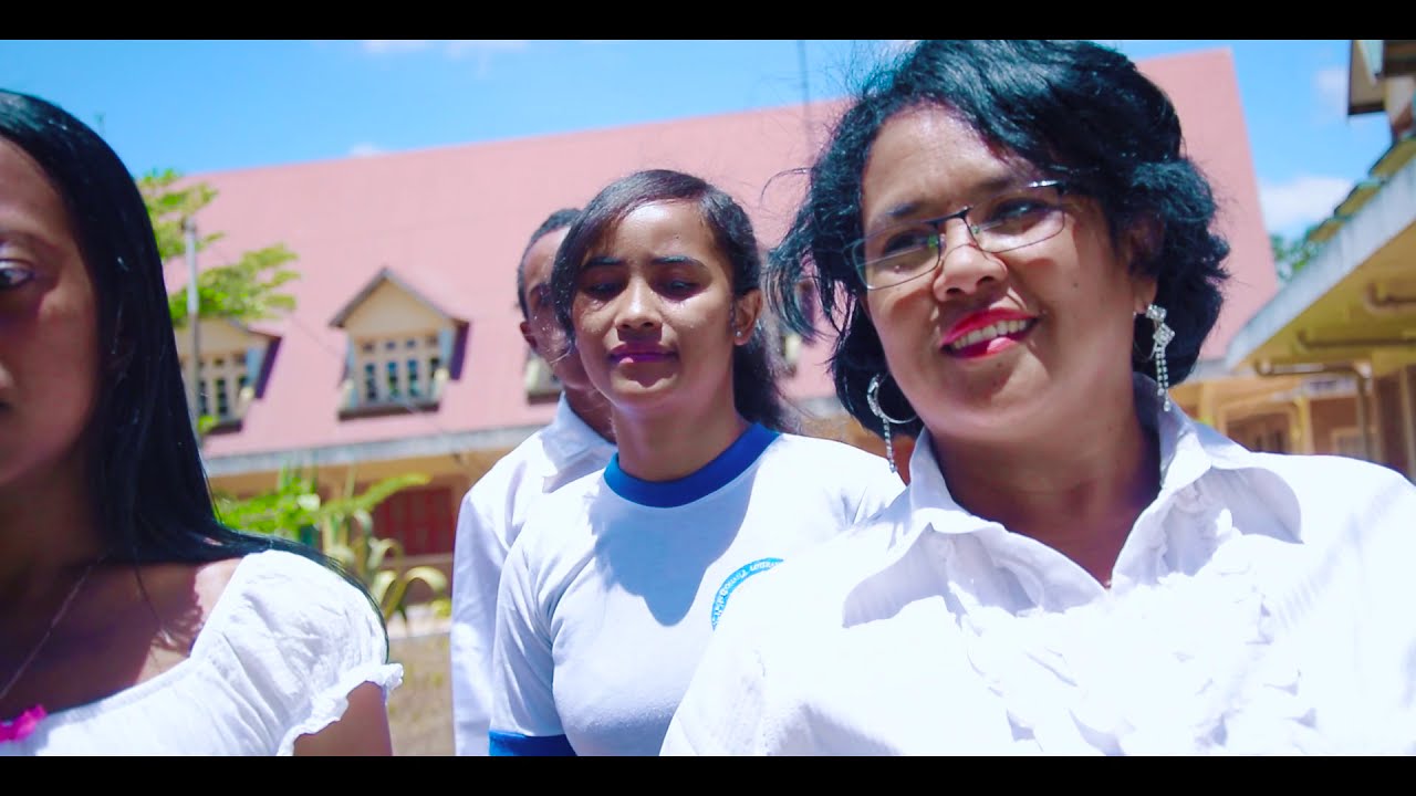 ASANDRATRO - VLM Ampitankely FLM Filadelfia Fianarantsoa (Hira Noely Krismasy 2018) - HD