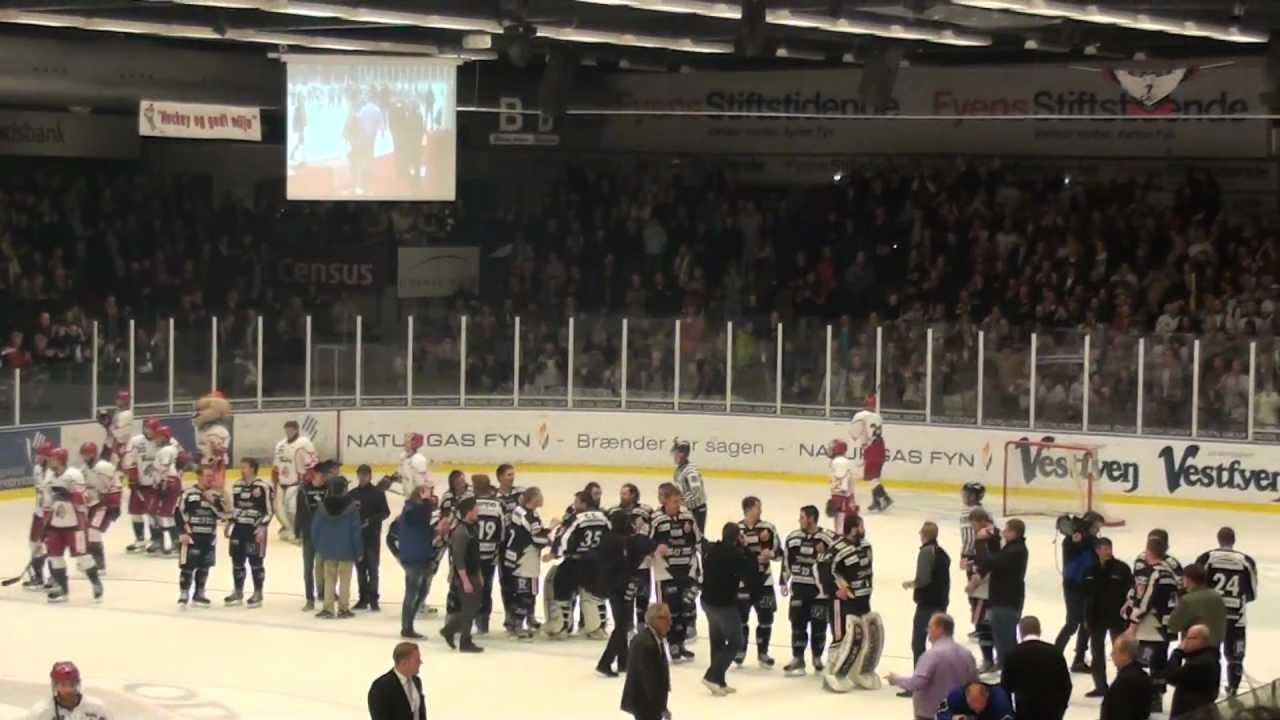 Herning Bluefox - Odense Bulldogs..7.finale kamp afslutning 21-4-2012