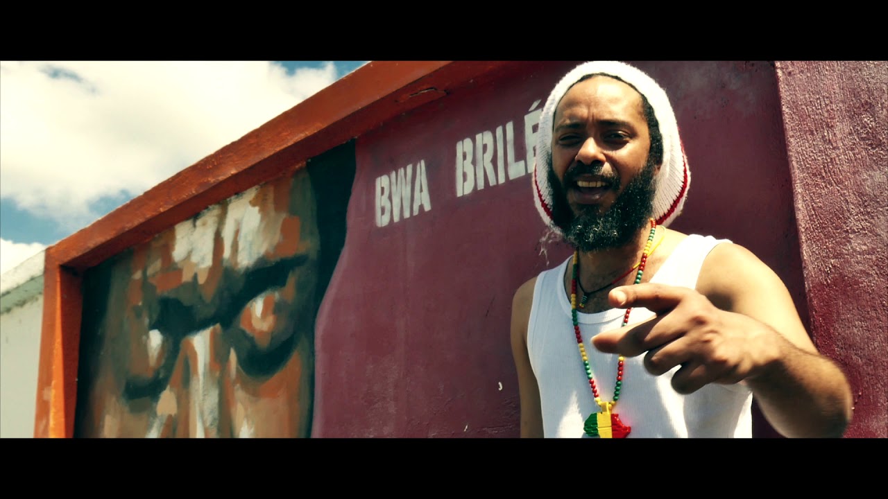 STRAIKA D - TIRÉ DLO NAN ZIEW - CLIP OFFICIEL
