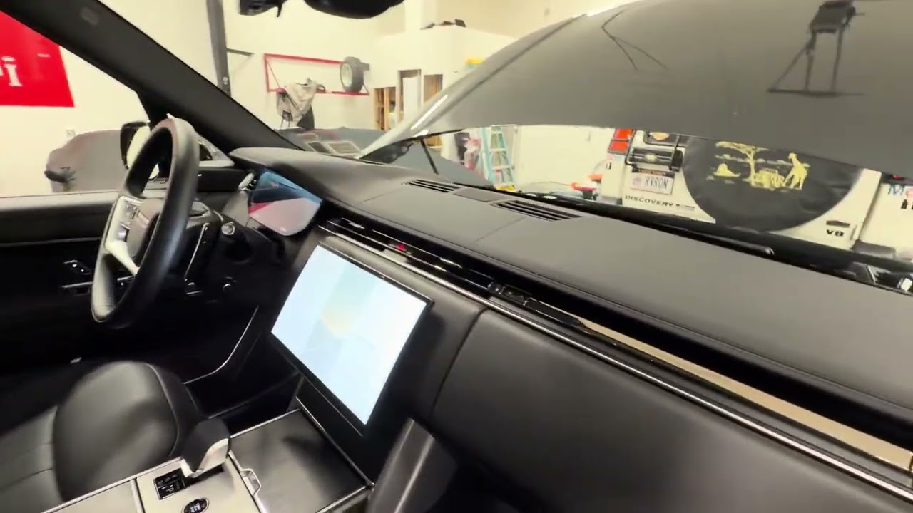 2025 Land Rover Range Rover Walk Around Video for Cars and Bids