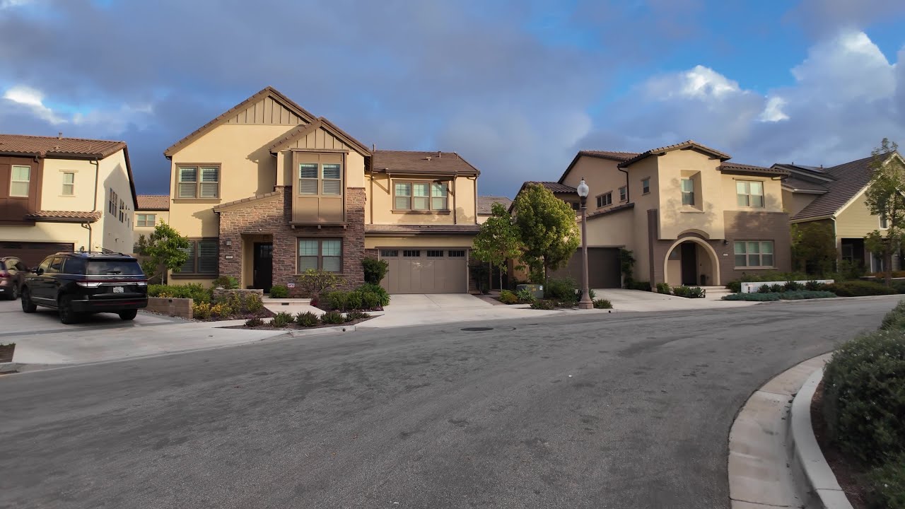 👟🏡Walking a Newer Irvine, California Neighborhood