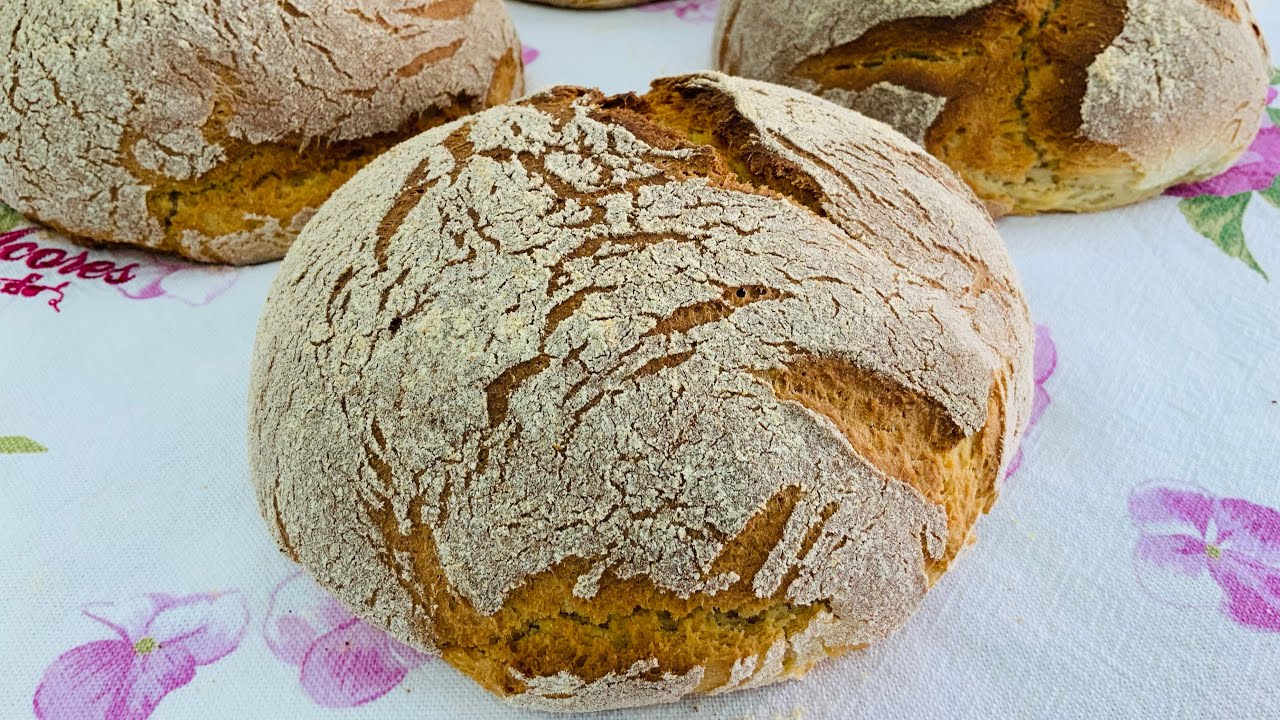 Pãozinho de Milho para Muitos dos Seguidores que Estão a Chegar ao Canal…Corn Bread