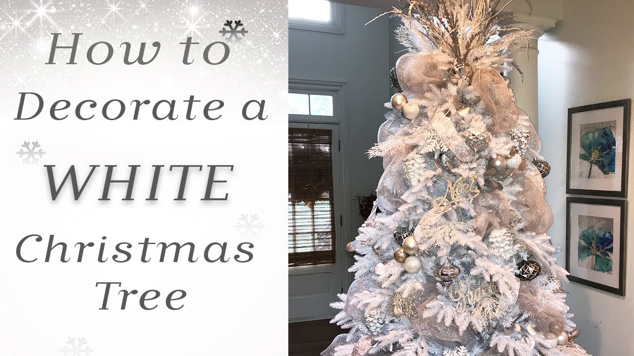 How to Decorate a White Christmas Tree