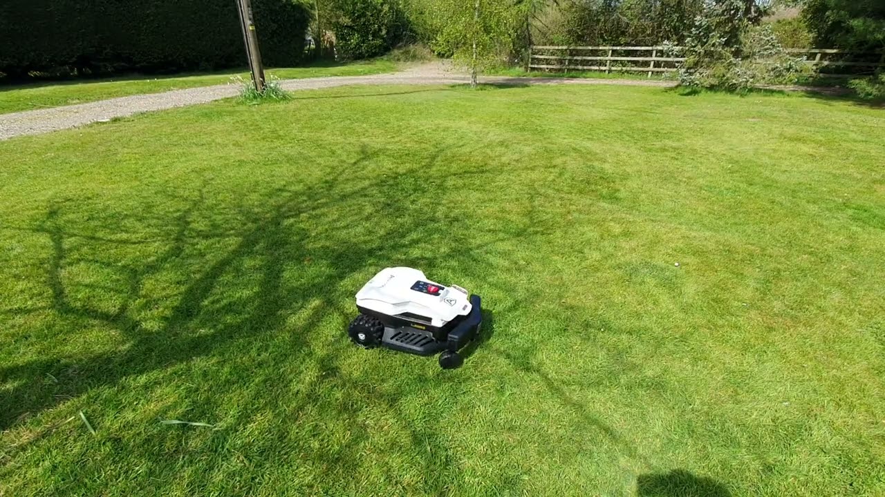 Ambrogio Twenty 25 Elite - first mow