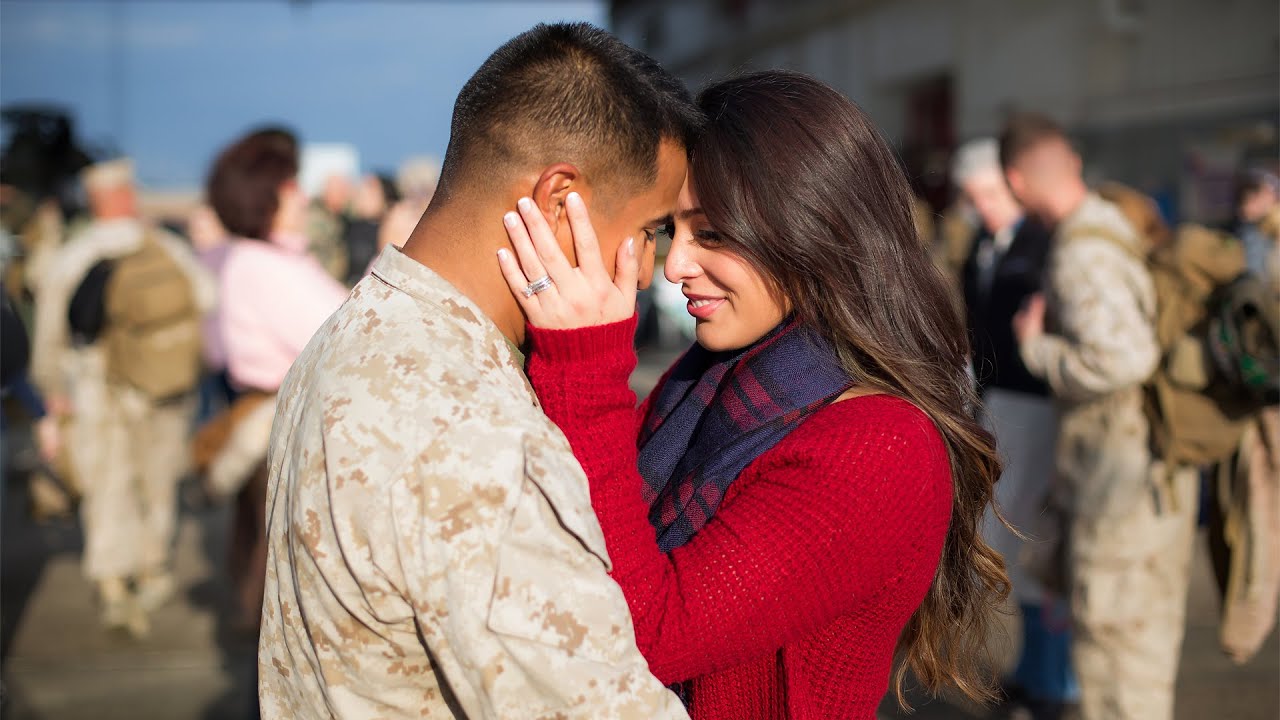 Marine Corps Homecoming | Military Homecoming | Alicia Q. Photography