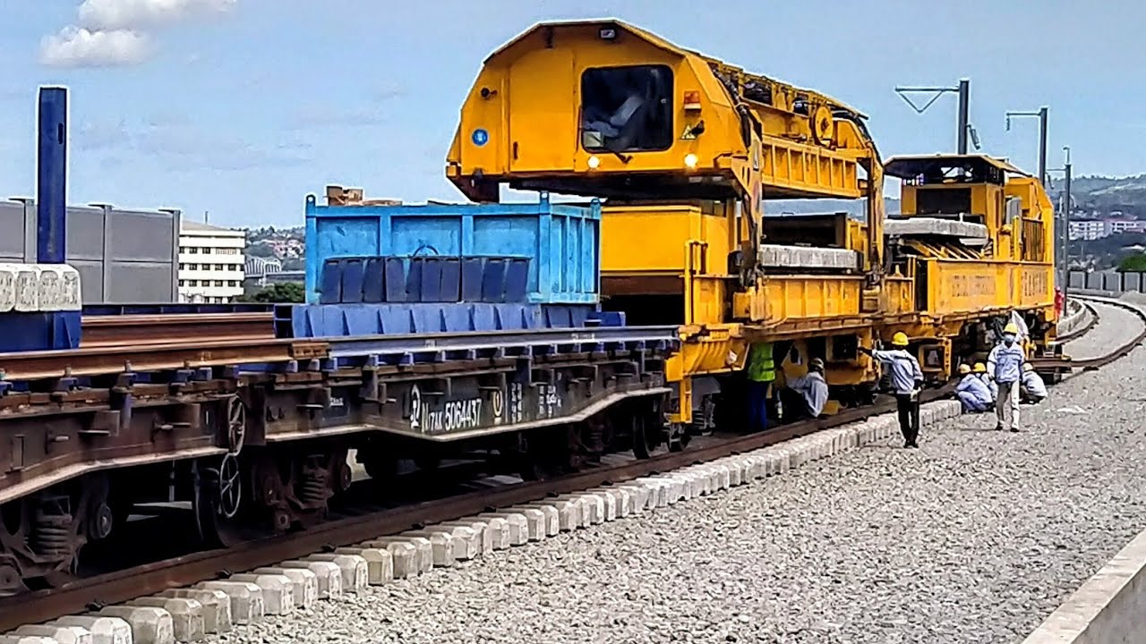 WOW! Modern Bullet Train Construction with CPG500