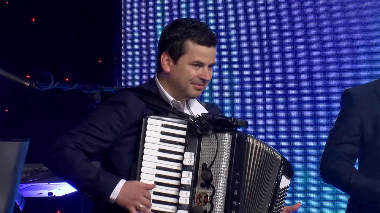 Grupa Oskar - Valandovsko zejtin oro (Live Folk Estrada)